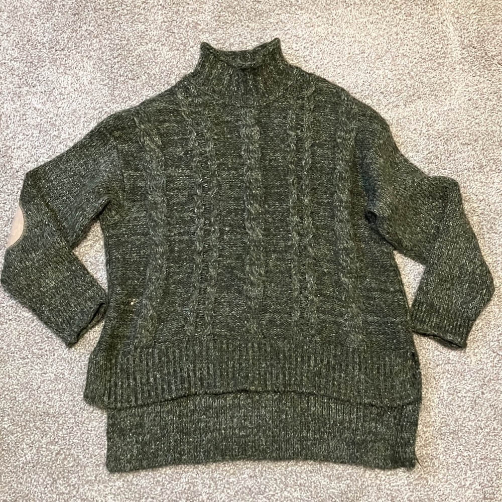 Forever 21 green chunky sweater elbow patches medium M turtleneck